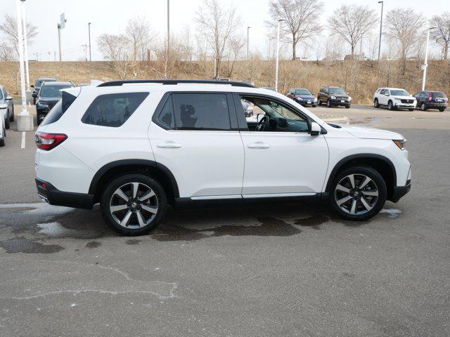 used 2025 Honda Pilot car