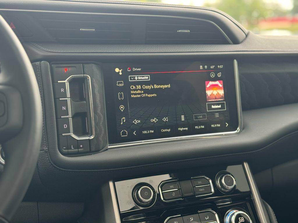 used 2024 GMC Yukon car, priced at $73,199