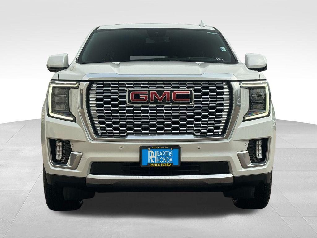 used 2024 GMC Yukon car, priced at $73,199