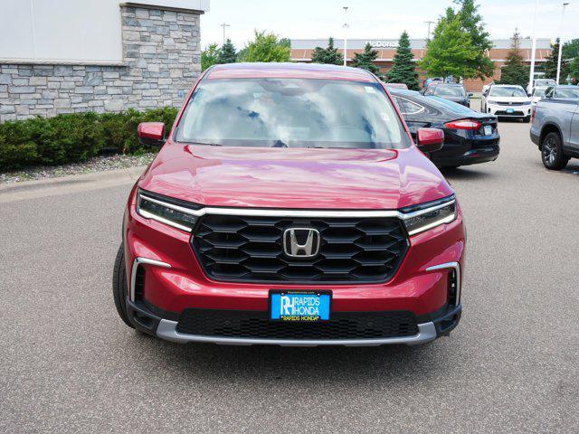 used 2025 Honda Pilot car, priced at $43,344