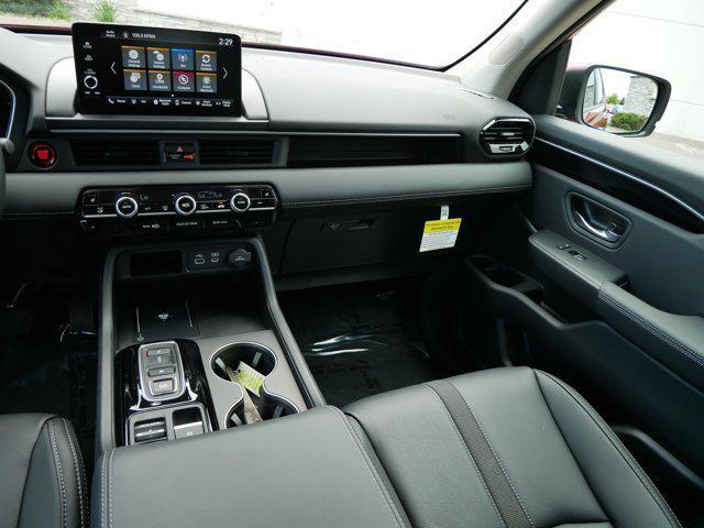 used 2025 Honda Pilot car, priced at $43,344
