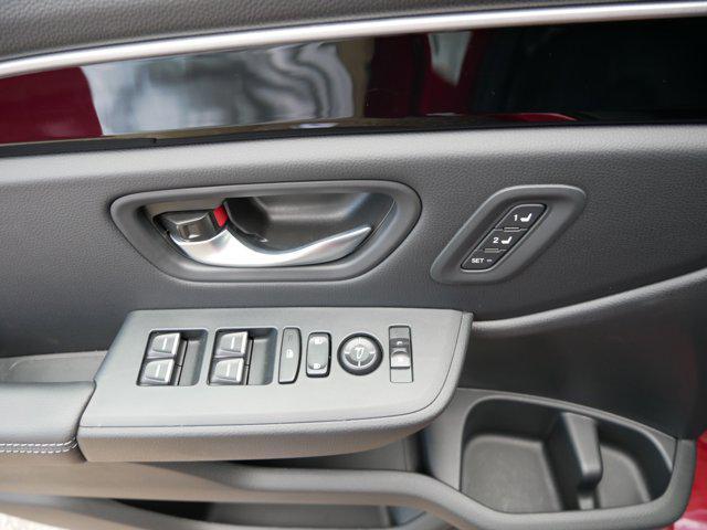 used 2025 Honda Pilot car, priced at $43,344
