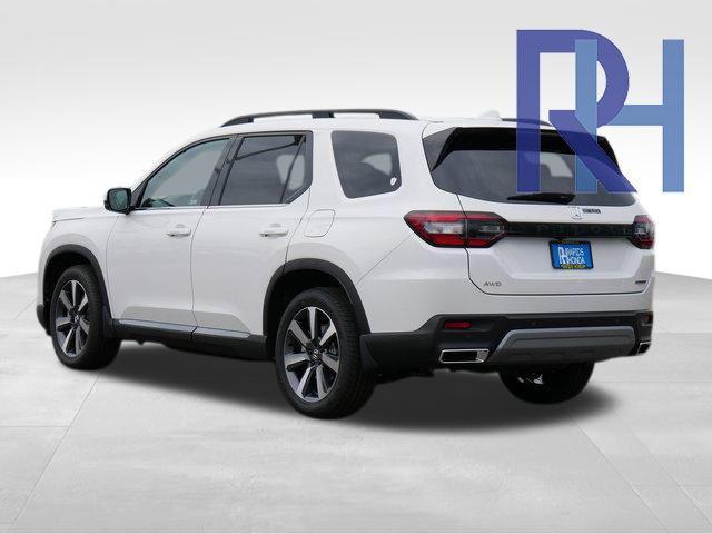 new 2025 Honda Pilot car, priced at $47,326