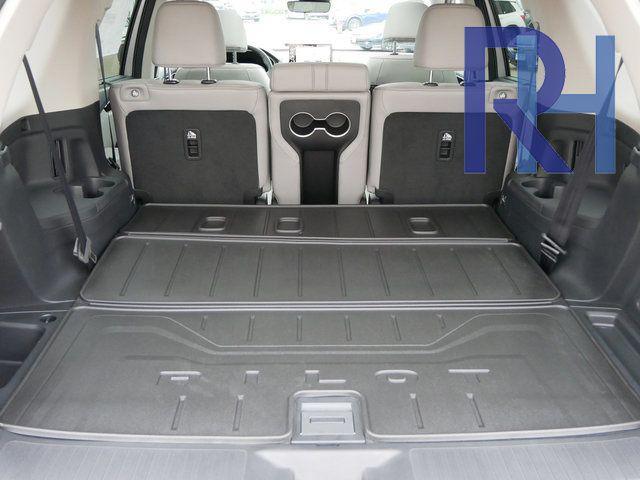 new 2025 Honda Pilot car, priced at $47,326