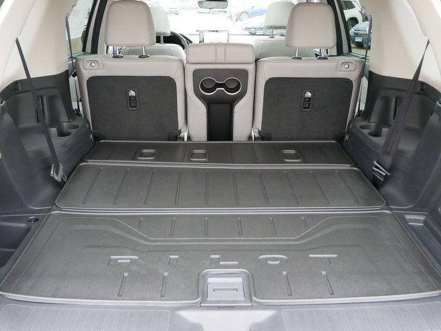 new 2025 Honda Pilot car, priced at $47,326