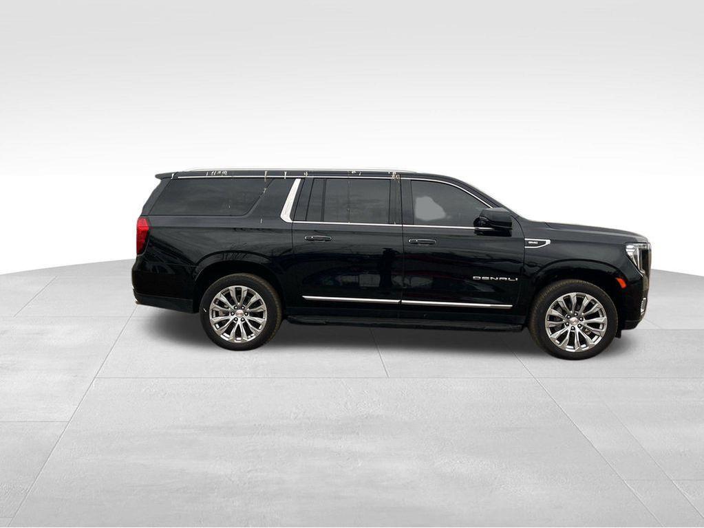 used 2024 GMC Yukon XL car, priced at $66,861