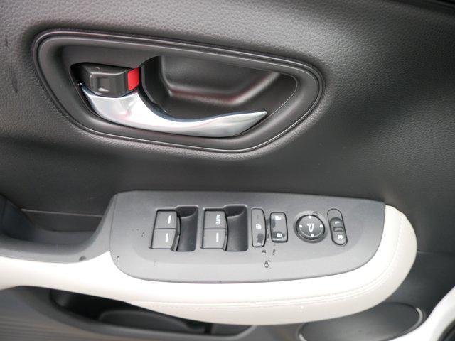 used 2025 Honda HR-V car, priced at $25,952