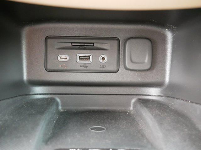 used 2023 Chevrolet Equinox car, priced at $28,328