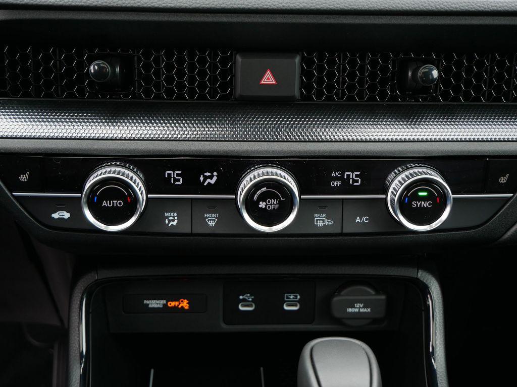 new 2026 Honda CR-V Hybrid car, priced at $40,015