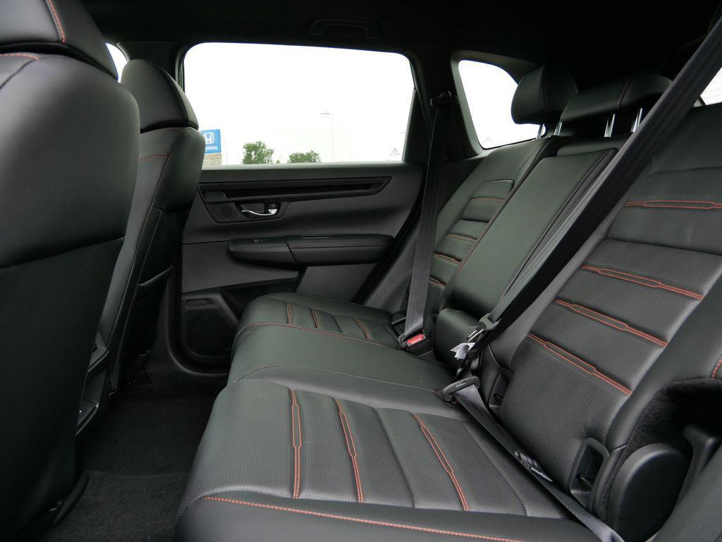 new 2026 Honda CR-V Hybrid car, priced at $40,015