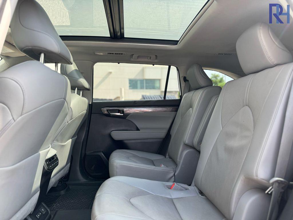 used 2023 Toyota Highlander car, priced at $42,736