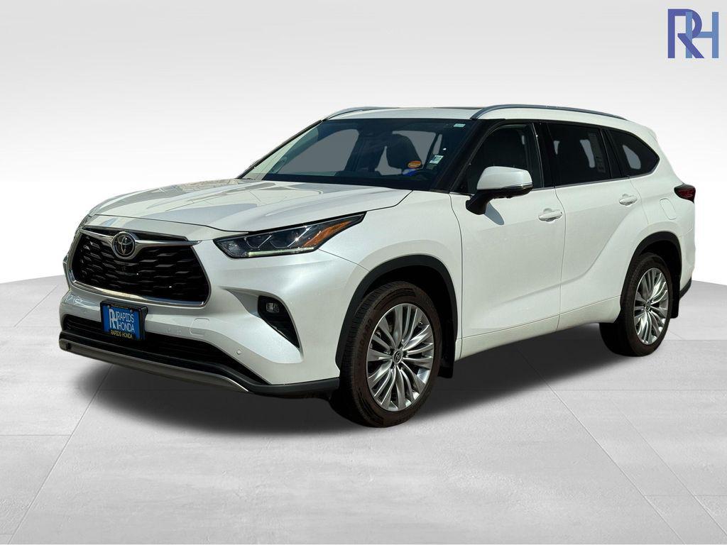 used 2023 Toyota Highlander car, priced at $42,736
