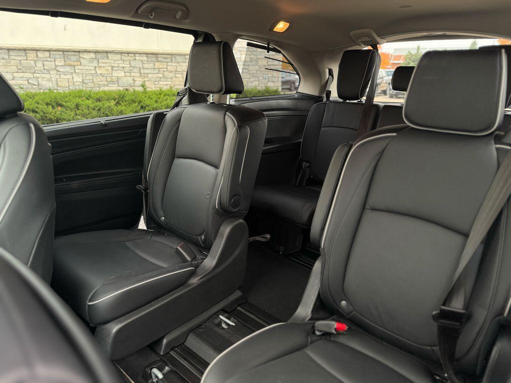 used 2025 Honda Odyssey car, priced at $42,465