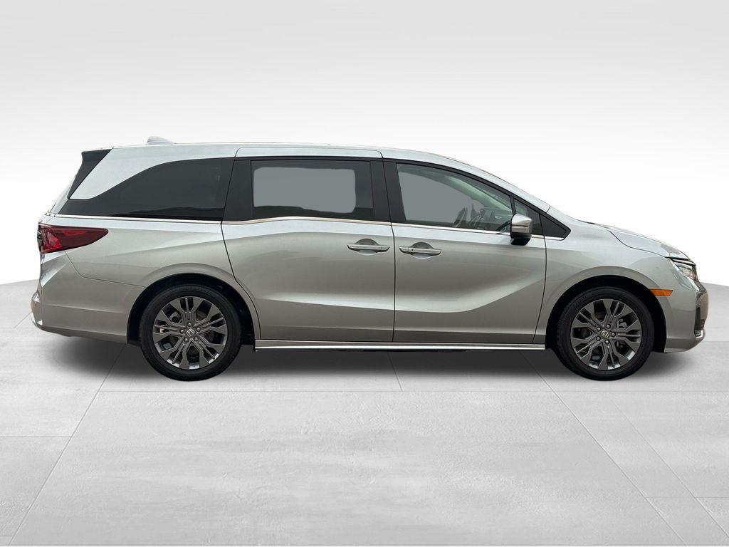 used 2025 Honda Odyssey car, priced at $42,465