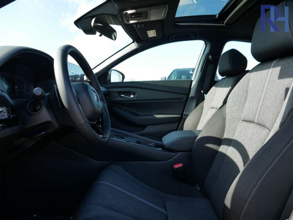 new 2025 Honda Accord Hybrid car, priced at $35,260