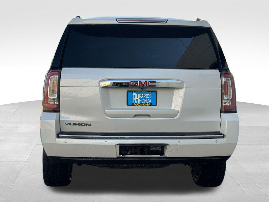 used 2018 GMC Yukon car, priced at $26,660