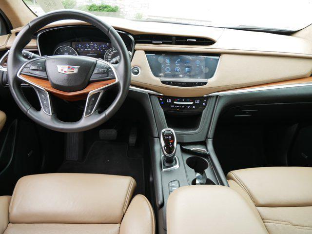 used 2017 Cadillac XT5 car, priced at $20,380