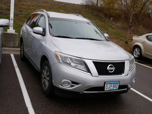 used 2013 Nissan Pathfinder car