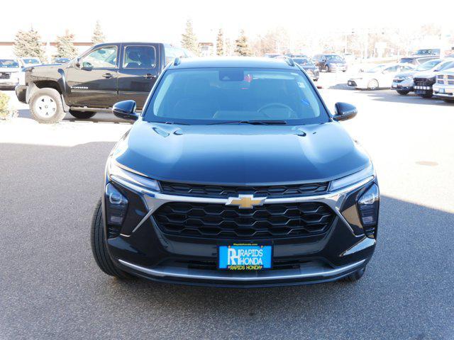 used 2025 Chevrolet Trax car