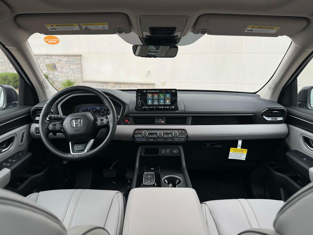 used 2025 Honda Pilot car, priced at $47,622