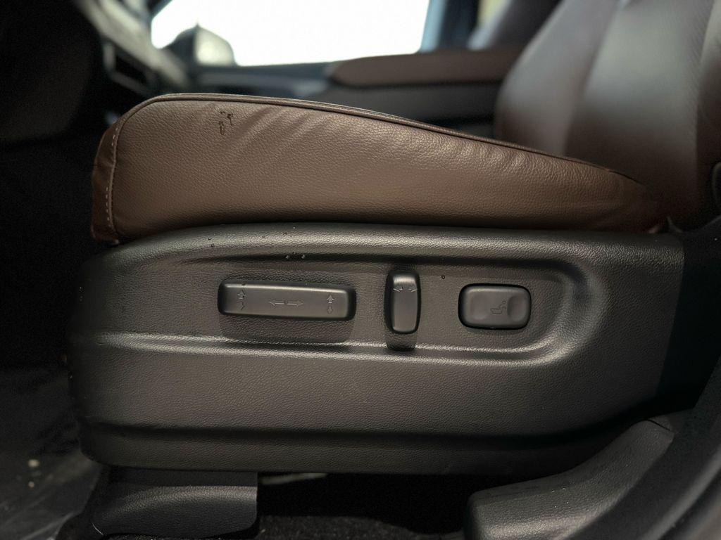 used 2025 Honda Ridgeline car, priced at $37,932