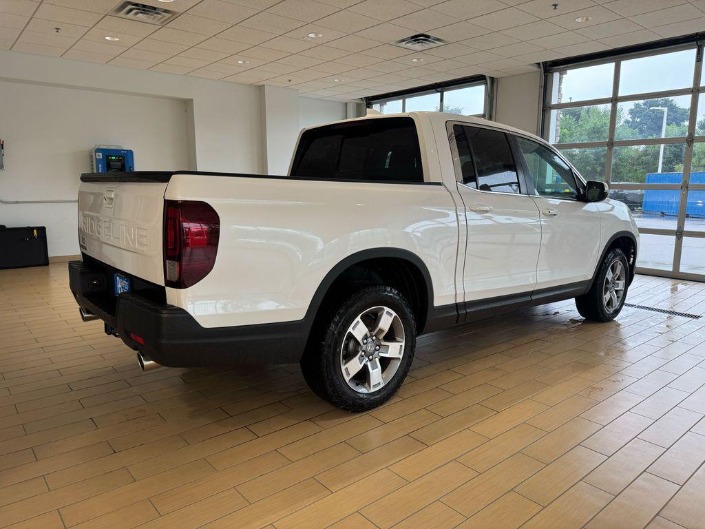 used 2025 Honda Ridgeline car, priced at $37,252