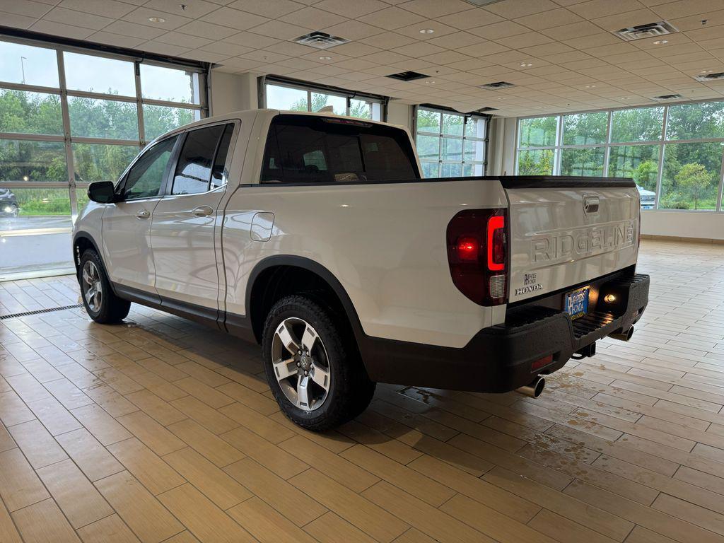 used 2025 Honda Ridgeline car, priced at $37,252