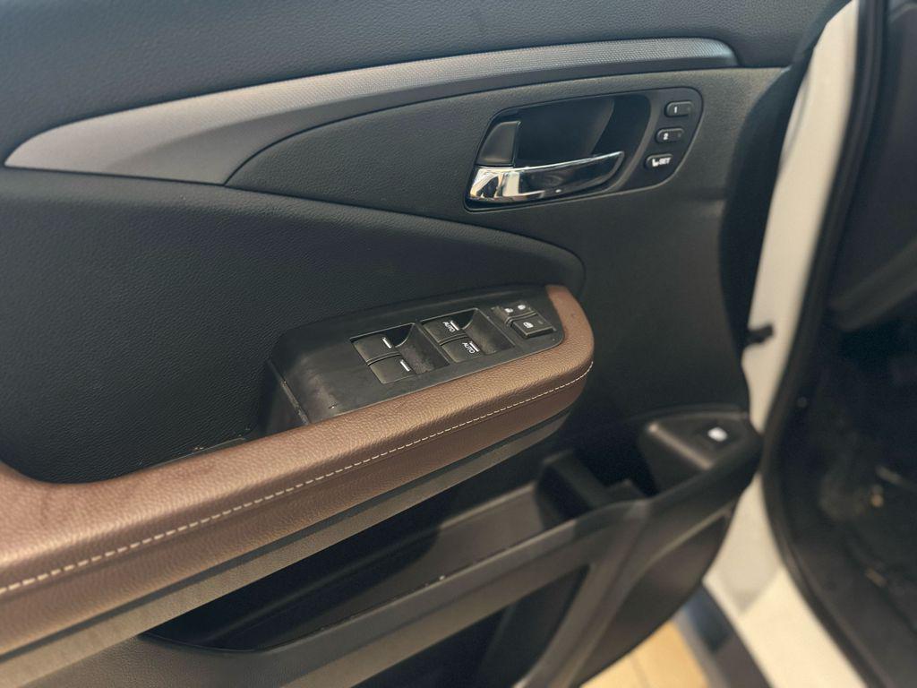 used 2025 Honda Ridgeline car, priced at $37,932