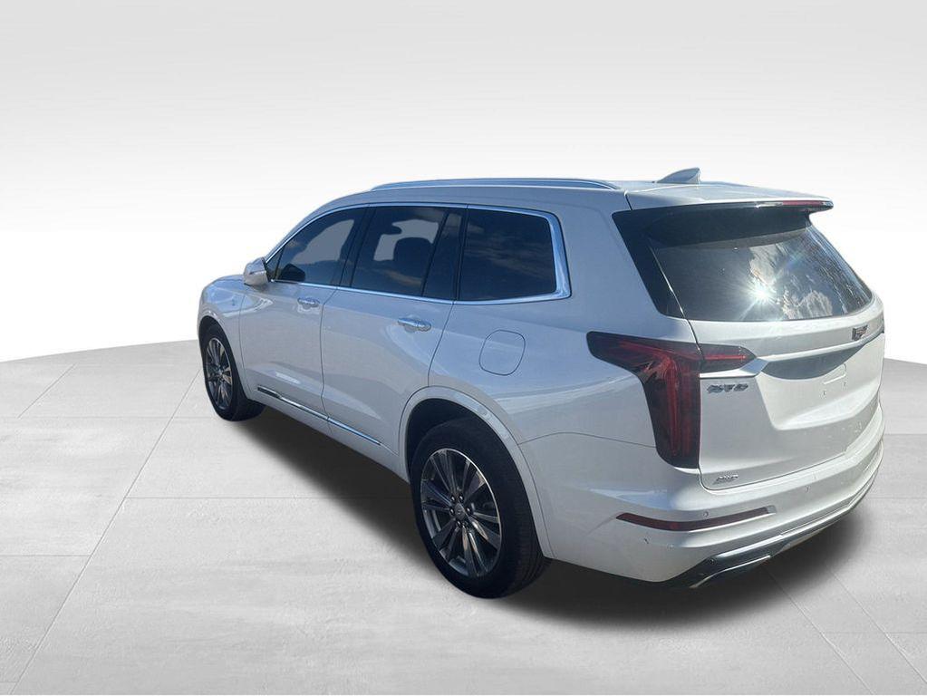 used 2021 Cadillac XT6 car, priced at $31,847