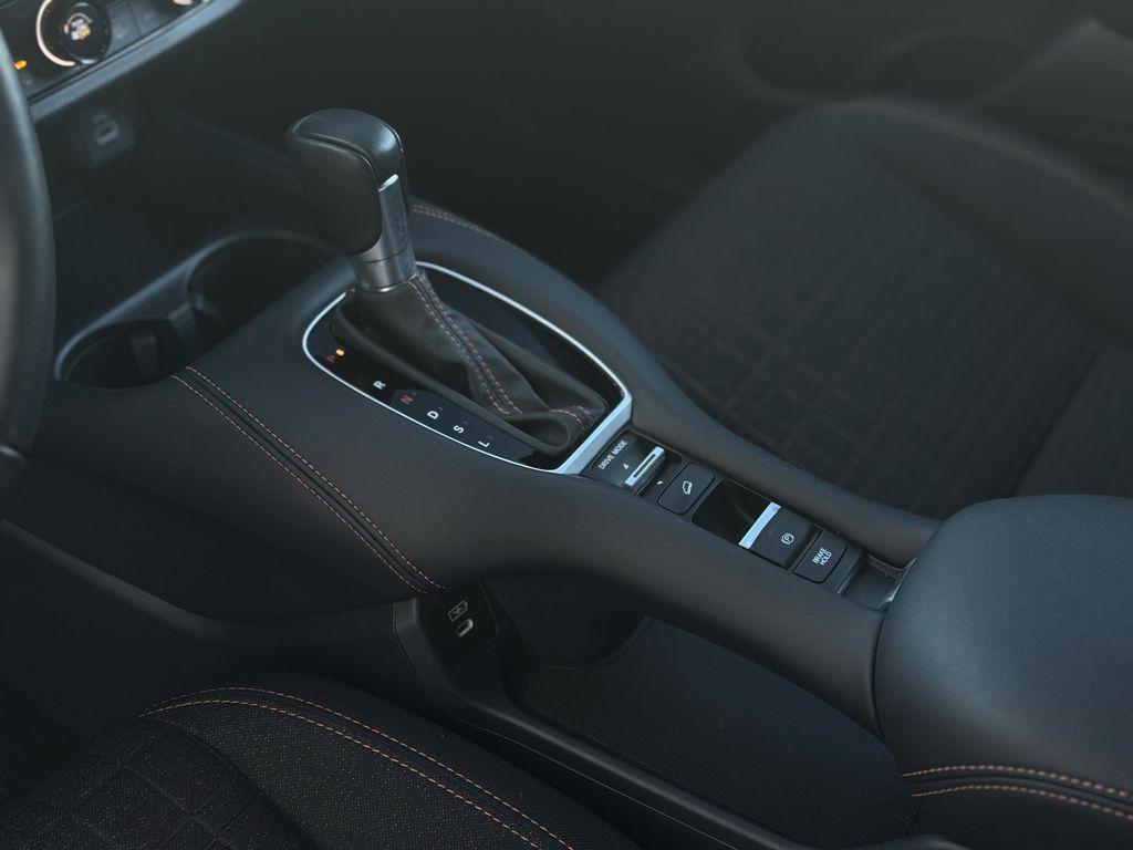 used 2025 Honda HR-V car, priced at $25,594