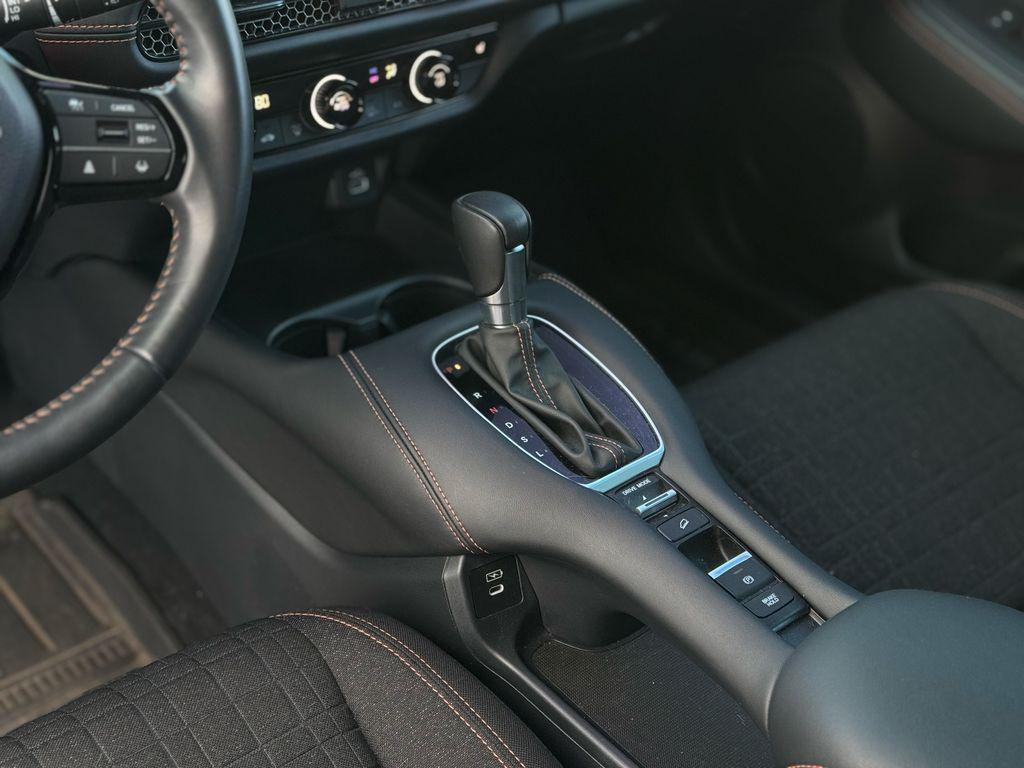 used 2025 Honda HR-V car, priced at $26,164