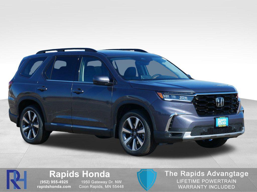 new 2025 Honda Pilot car, priced at $47,276