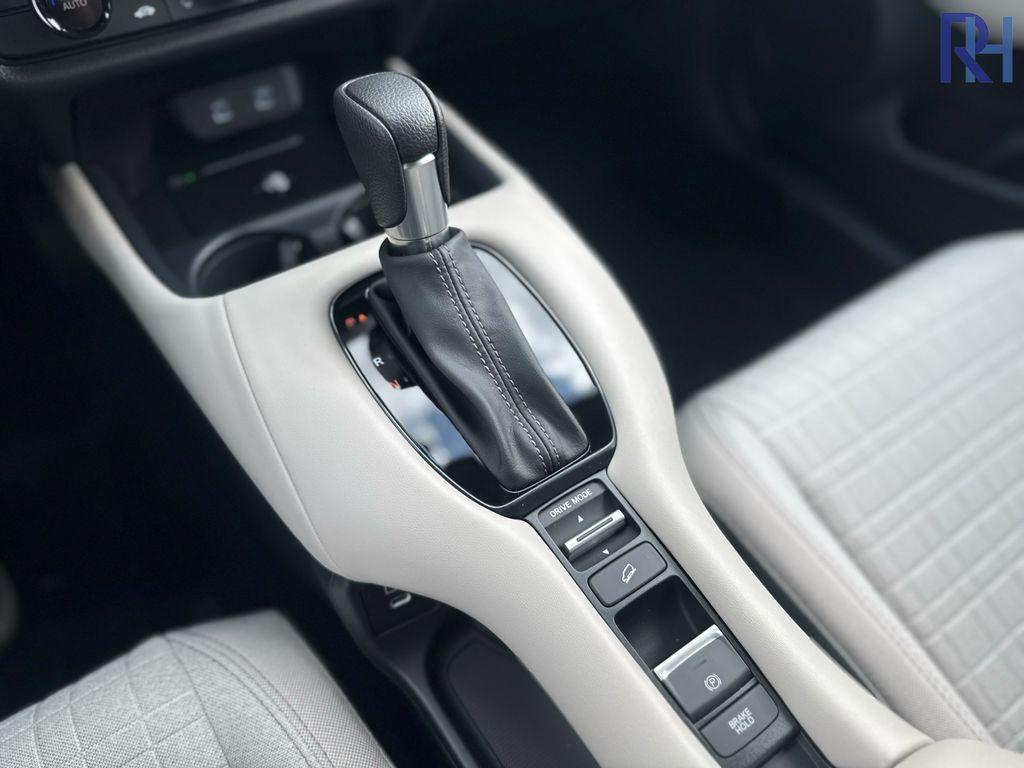 new 2026 Honda HR-V car, priced at $28,095