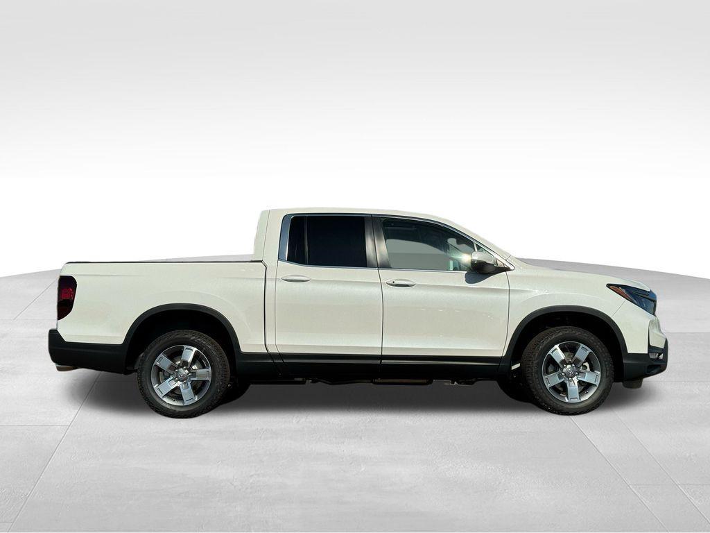 new 2025 Honda Ridgeline car, priced at $42,380