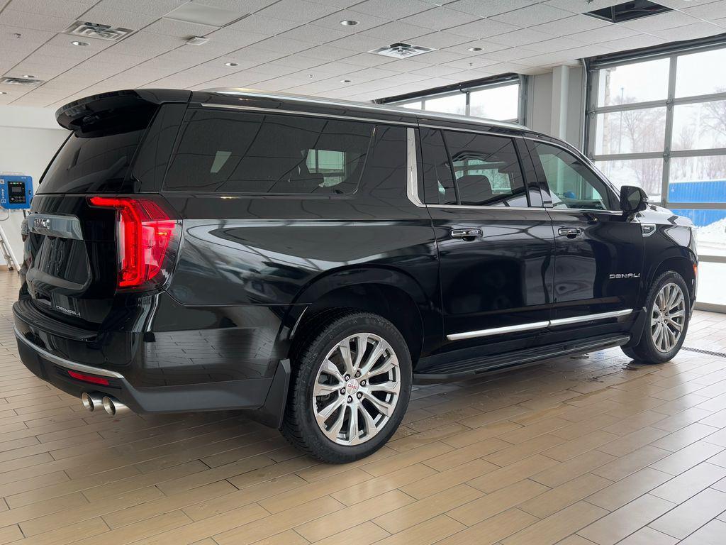 used 2022 GMC Yukon XL car, priced at $57,786