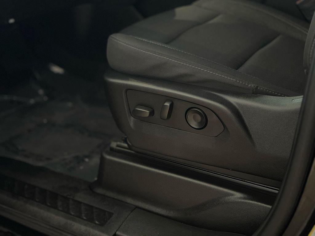 used 2024 GMC Yukon XL car, priced at $55,235