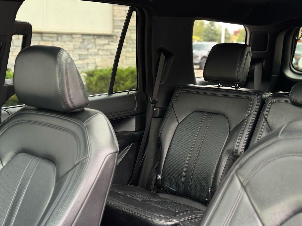 used 2021 Ford Expedition car, priced at $31,284
