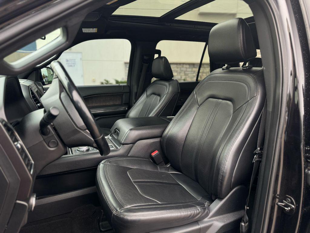 used 2021 Ford Expedition car, priced at $31,284