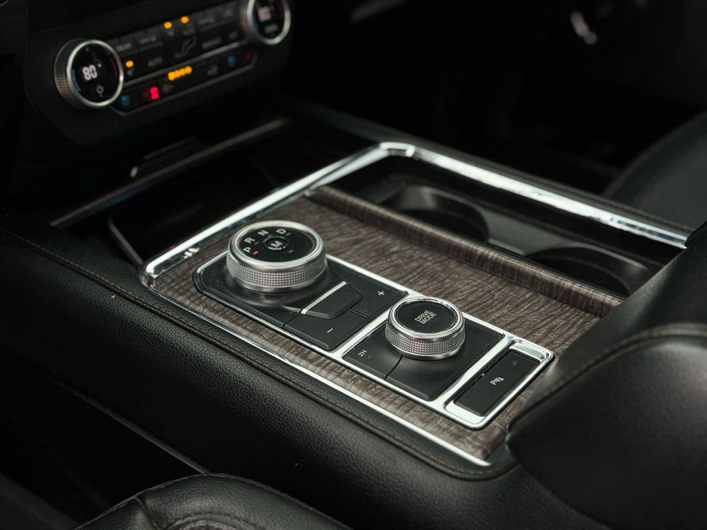 used 2021 Ford Expedition car, priced at $31,284