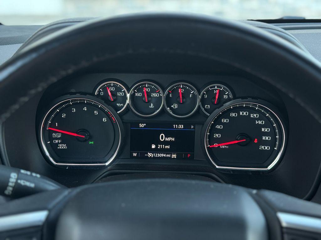 used 2021 Chevrolet Suburban car, priced at $32,994