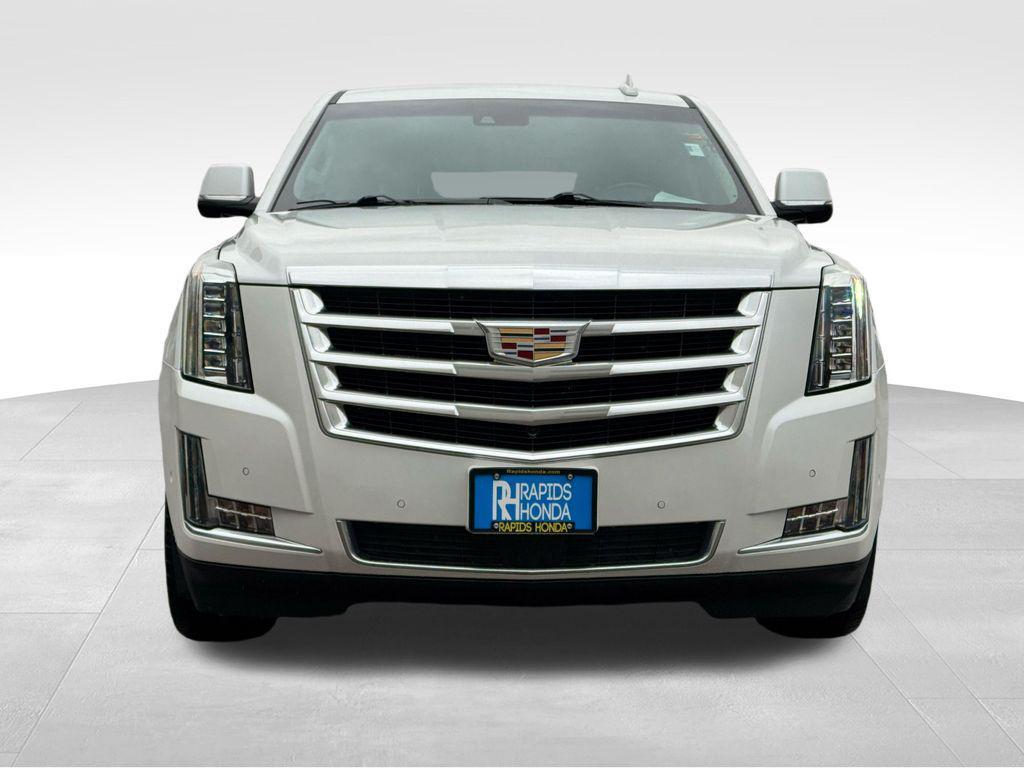 used 2019 Cadillac Escalade car, priced at $37,130