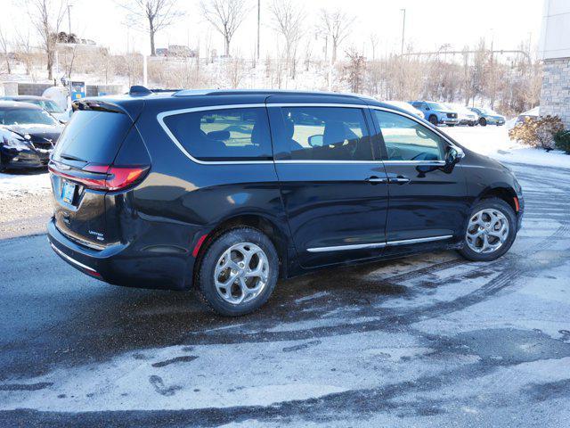 used 2021 Chrysler Pacifica car, priced at $28,871