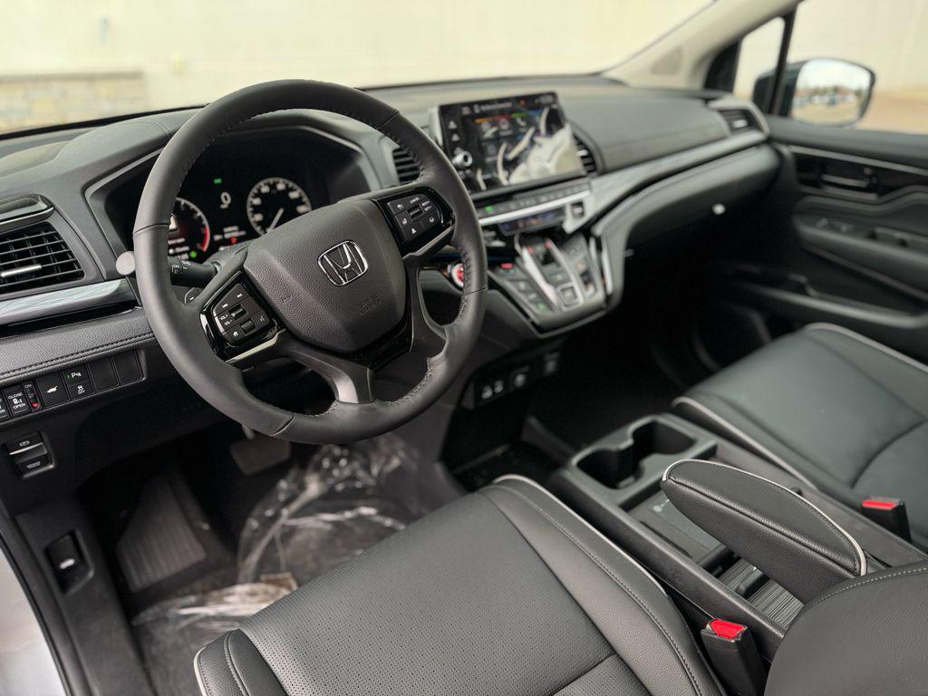 used 2026 Honda Odyssey car, priced at $48,270