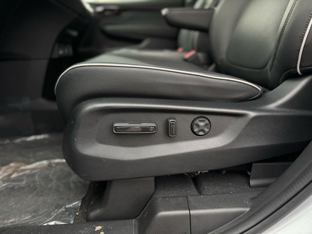 used 2026 Honda Odyssey car, priced at $48,270