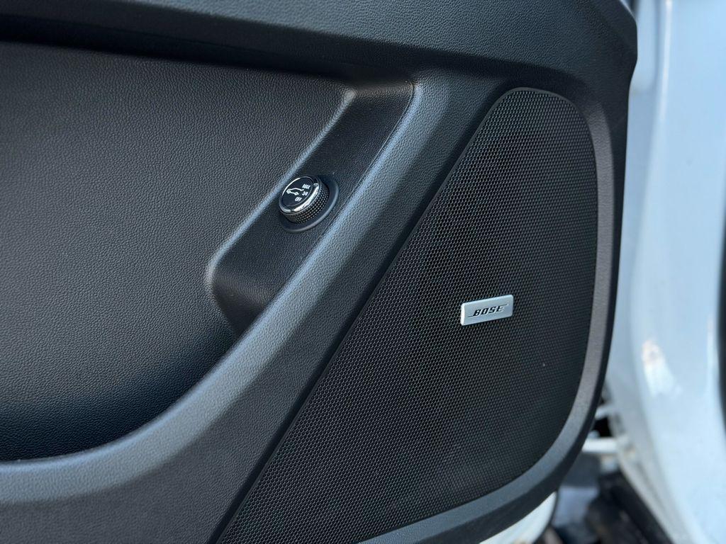 used 2023 Chevrolet Traverse car, priced at $42,000