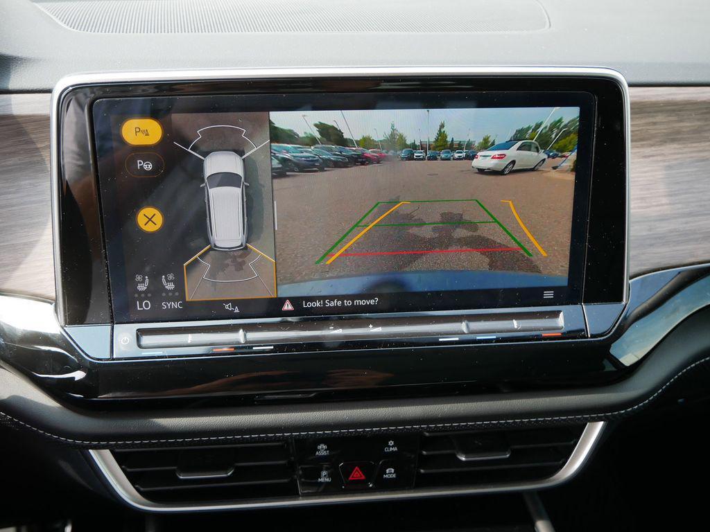 used 2025 Volkswagen Atlas car, priced at $43,452