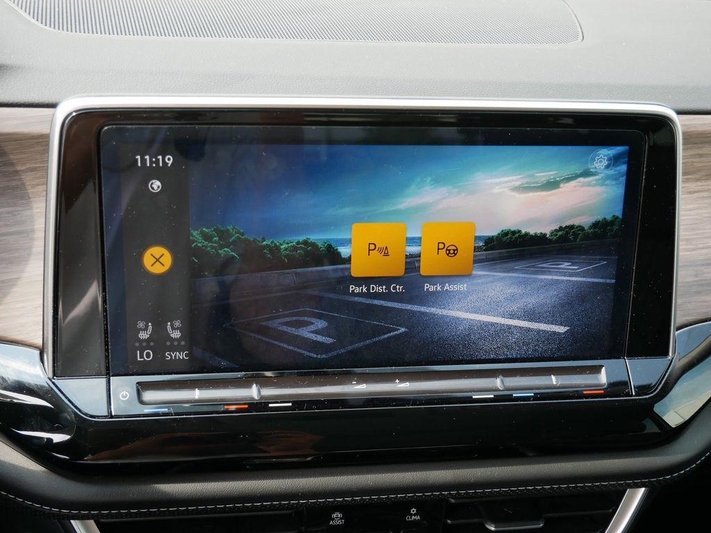 used 2025 Volkswagen Atlas car, priced at $43,452