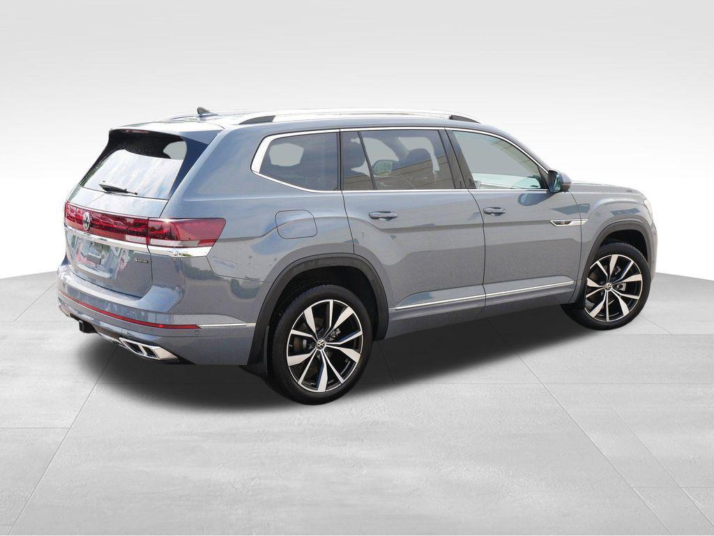 used 2025 Volkswagen Atlas car, priced at $43,452