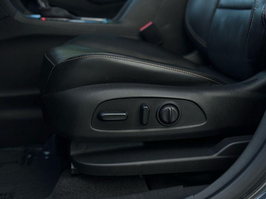 used 2019 Chevrolet Equinox car, priced at $17,474