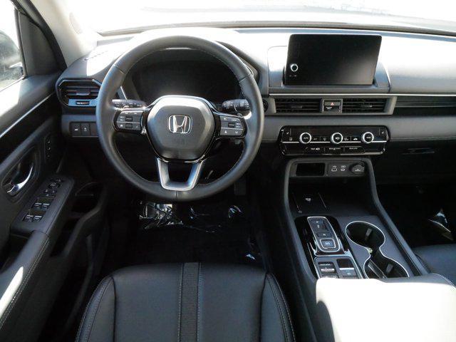 used 2025 Honda Pilot car, priced at $44,271